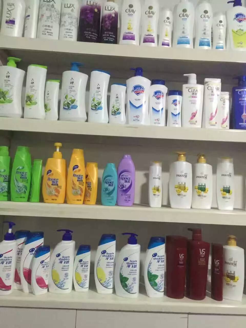 海飛絲洗發(fā)水 廣東生產(chǎn)商批發(fā)熱銷，助力日用品市場(chǎng)