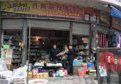 瀘州男子順手牽羊盜七千，錢包隨放陋習敲警鐘